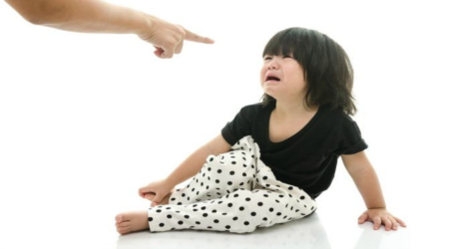 What do you do when your baby/child throws a tantrum?