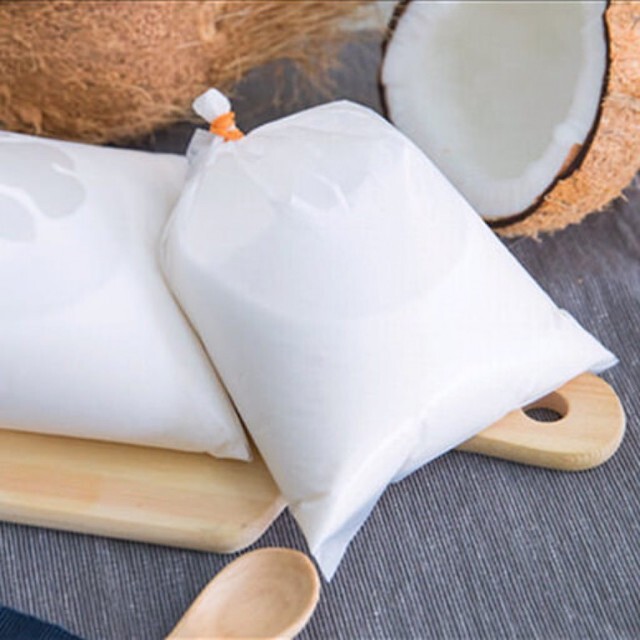 Santan segar / parut